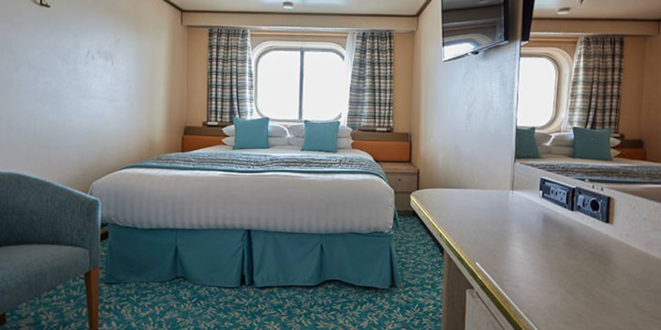 Superior Oceanview Adapted Cabin