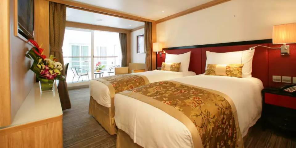 Promenade Deck Deluxe Cabin