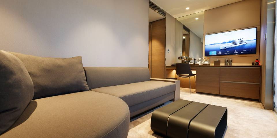 Deluxe Balcony Suite