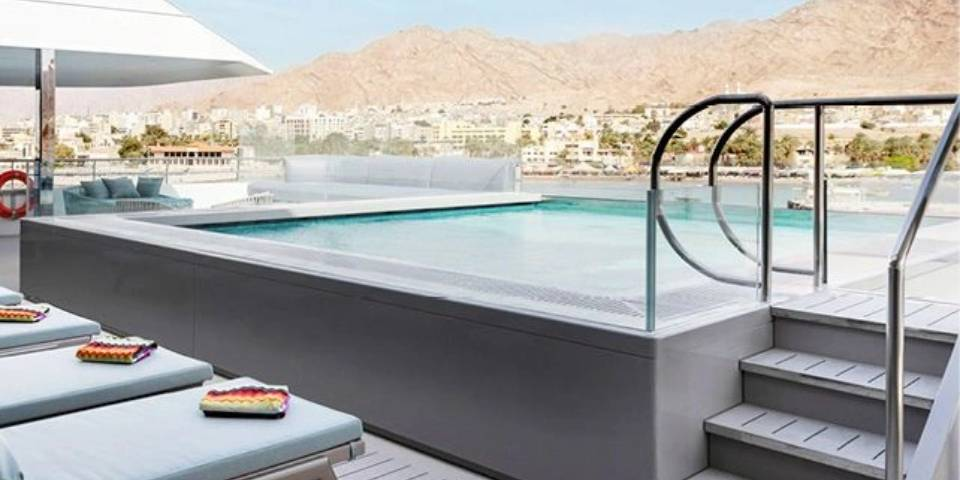 Pool area
