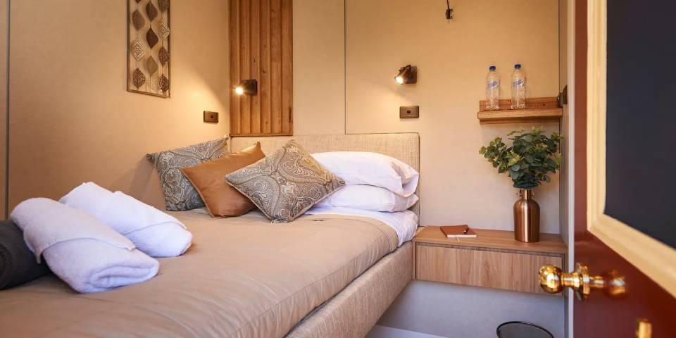 Double Cabin Upper Deck