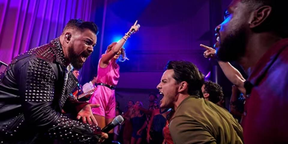 Let loose nightly across seven live music hotspots: Boleros’ Latin sambas, Lou’s jazzy scats, piano singalongs and duels, English pub tunes, head-bopping jams at Music Hall, and soft instrumentals with panoramic views at The Overlook.