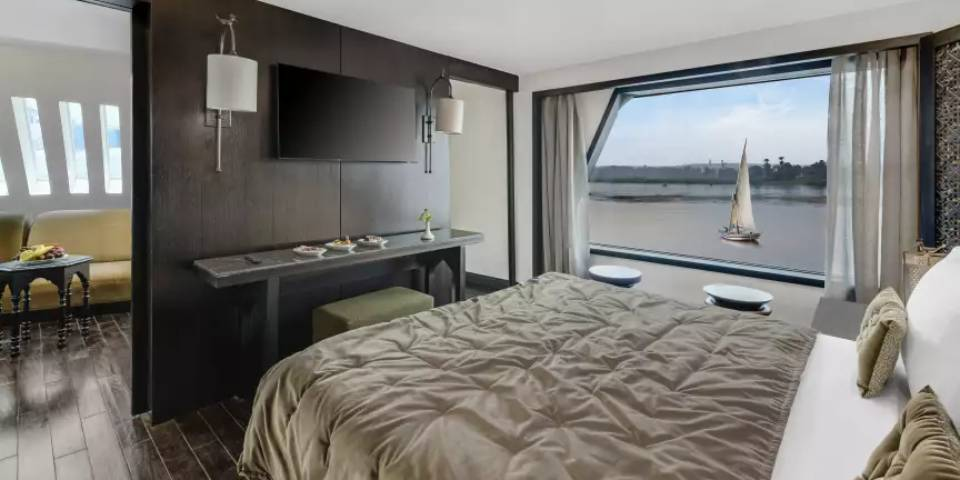 Deluxe Cabin - Main Deck