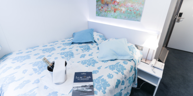 Middle Deck Cabin - Accessible