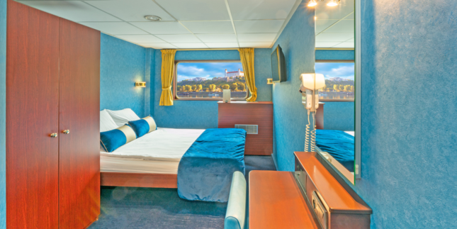 Main Deck Cabin