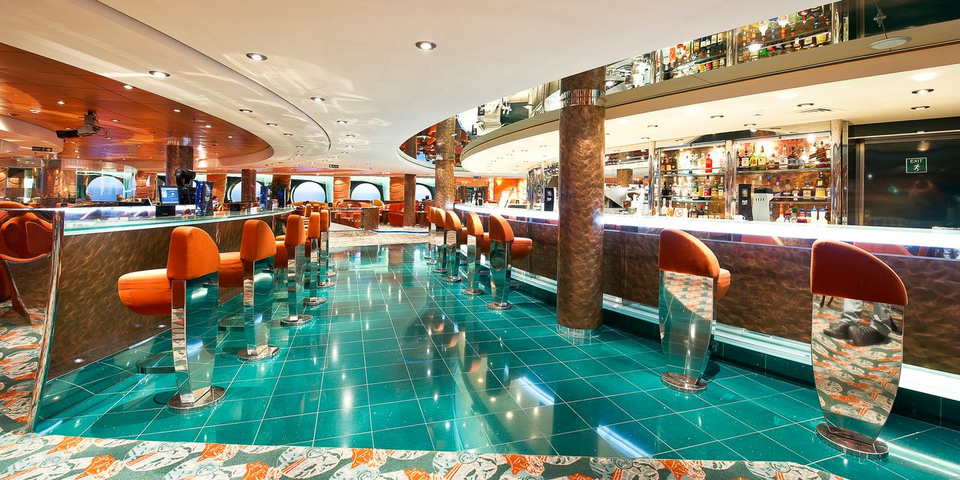 If Cabaret is your idea of a perfect evening then head over to the Crystal Lounge. Featuring its own dance floor and bar, it promises entertainment throughout the day and into the evening with games, quizzes, classes, karaoke and performances