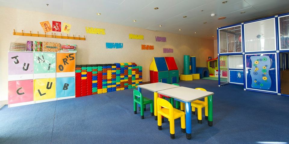 MSC Musica provides a wide range of fun an exciting entertainment and activities for children and young adults to socialise and enjoy. Including indoor and outdoor play zones and a dedicated pool, along with Kids and Teens clubs
