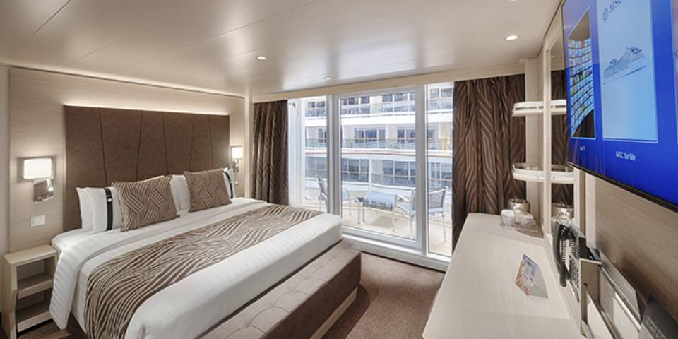 Deluxe Balcony with Promenade View