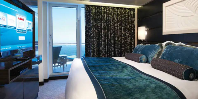 The Haven Deluxe Owner's Suite with Balcony