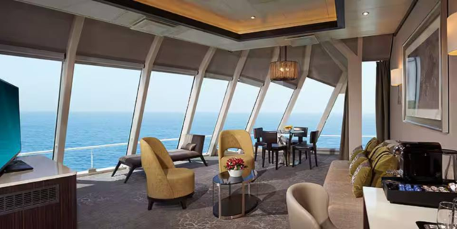 Deluxe Owner's Suite