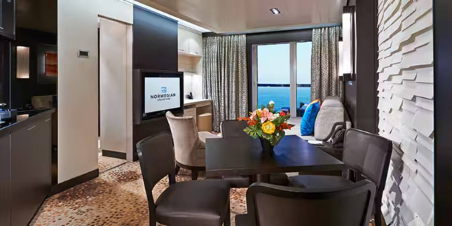 The Haven 2-Bedroom Family Villa with Balcony