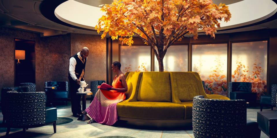 Cunard Grills Lounge