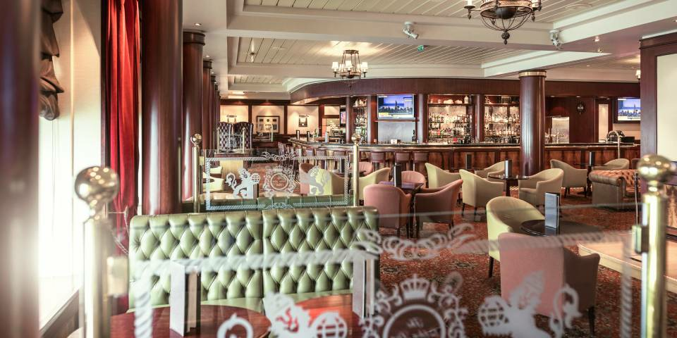 Golden Lion Pub