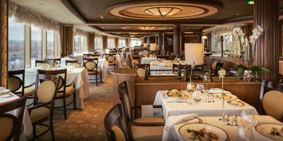 Queens Grill Restaurant
