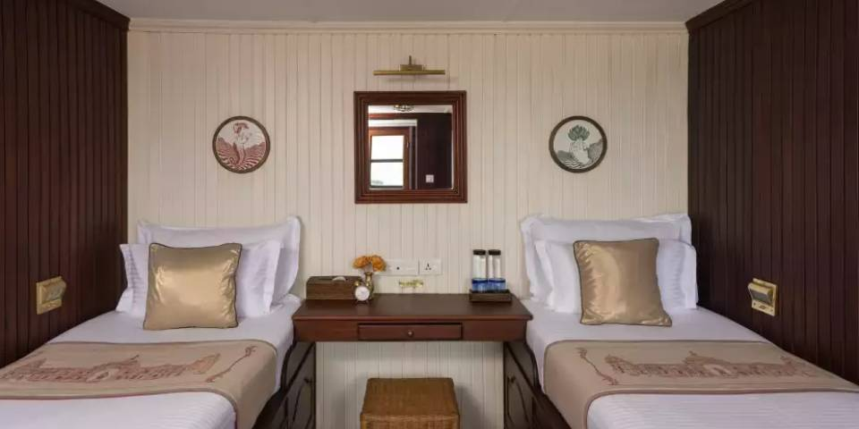 Deluxe Cabin - Main Deck