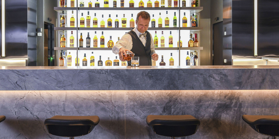 The Scenic Lounge Bar is the main bar and heart of the yacht located next to Reception. The mixology cocktail program and whiskey bar for connoisseurs and aficionados are key attractions.