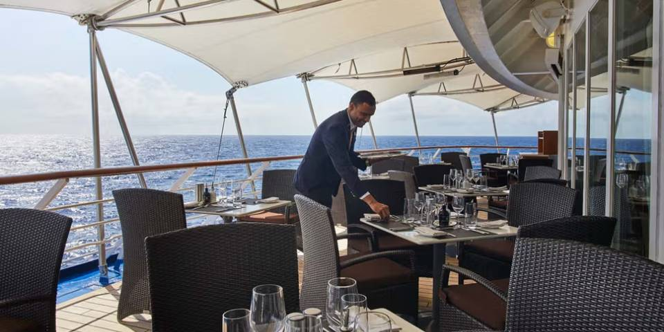 La Terrazza elevates casual dining by day and delivers an authentic Italian experience by night.