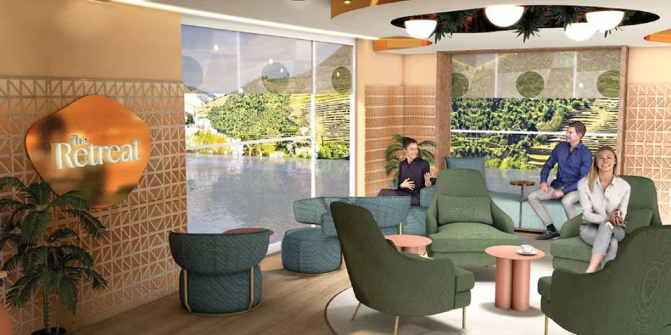 The Retreat: By day, The Retreat is the ideal spot to relax and unwind with a coffee or juice and take part in one of our wellness sessions. Then at night it's a cosy and intimate lounge bar, which is perfect for quiet drinks.